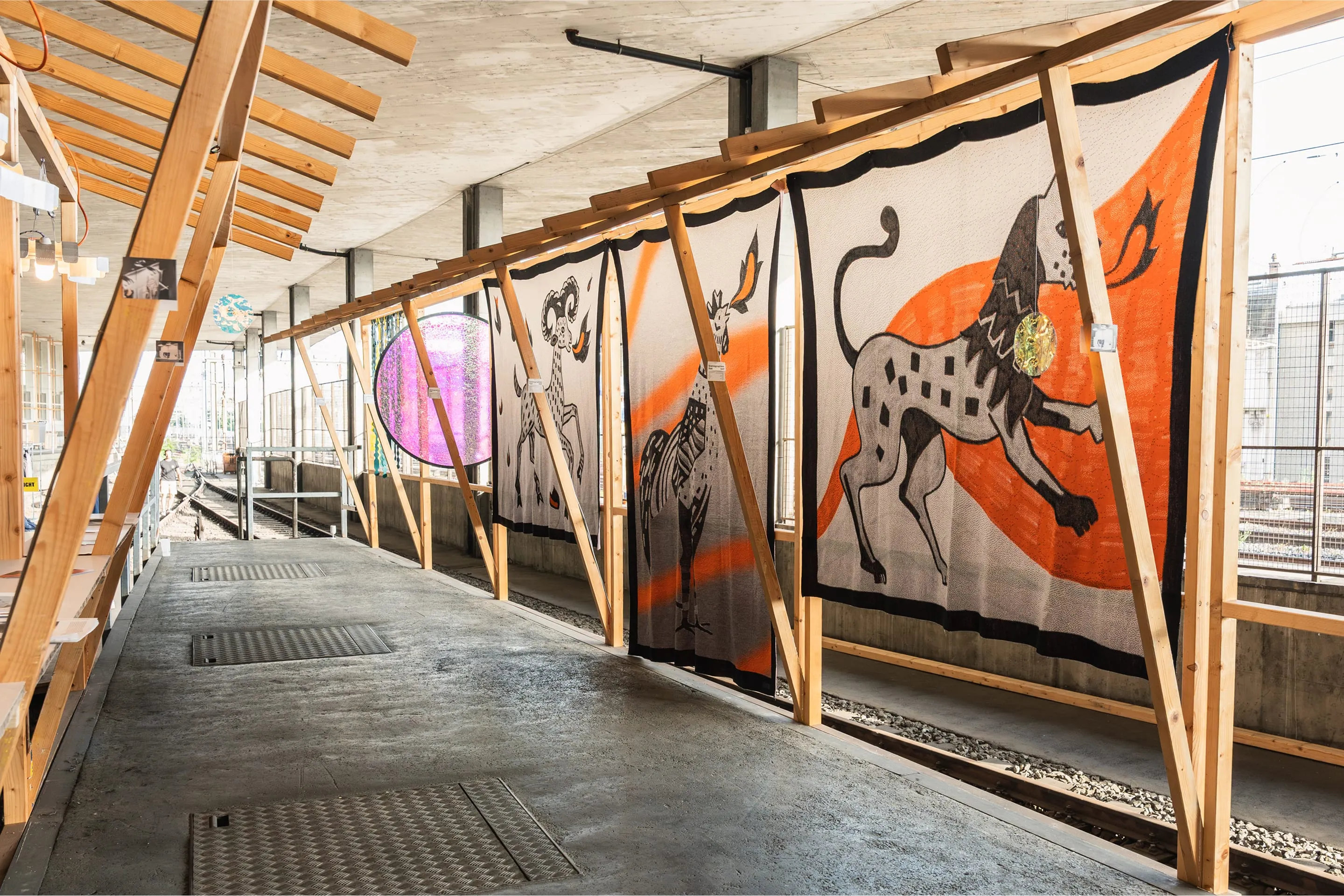 Une exposition sur des rails